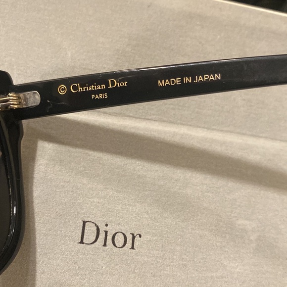 Dior Vintage limited edition black and white sunglasses. - Picture 2 of 10